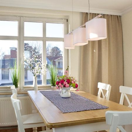Strandnahe Fewo Mit 3 Schlafzimmern Und Balkon, Villa Vergissmeinnicht 02, Binz Zewnętrze zdjęcie
